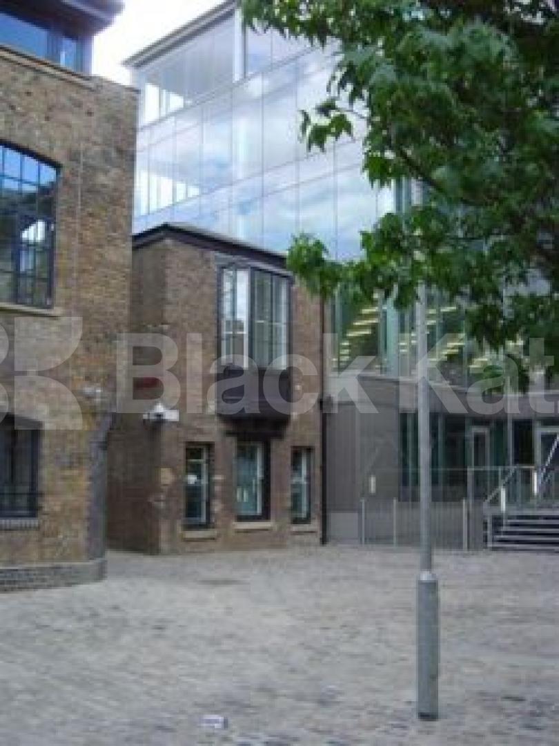 			2 Bedroom, 1 bath, 1 reception Flat			 Regent Quarter, KINGS CROSSISLINGTON N1